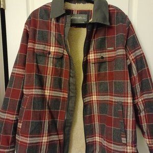 New Men's Eddie Bauer flannel jacket with Sharpa linningng